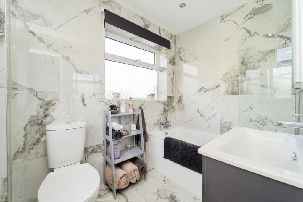 Additional image 12 of Bennett Close, Willaston, Cheshire, CH64