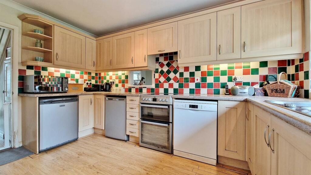 Additional image 11 of Briarfields, Kirby-le-Soken