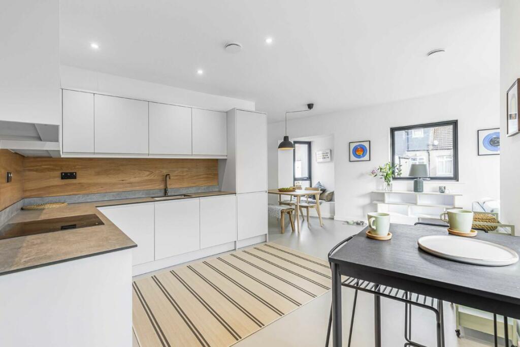 Additional image 8 of Inglemere Road, Tooting