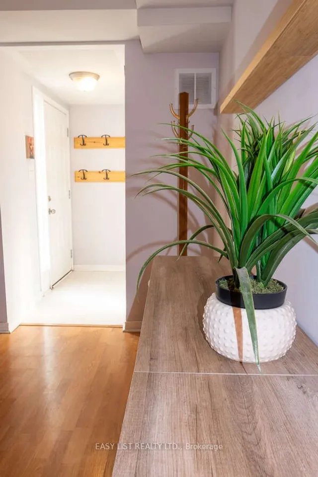 Additional image 5 of 33 Florence Wyle Lane