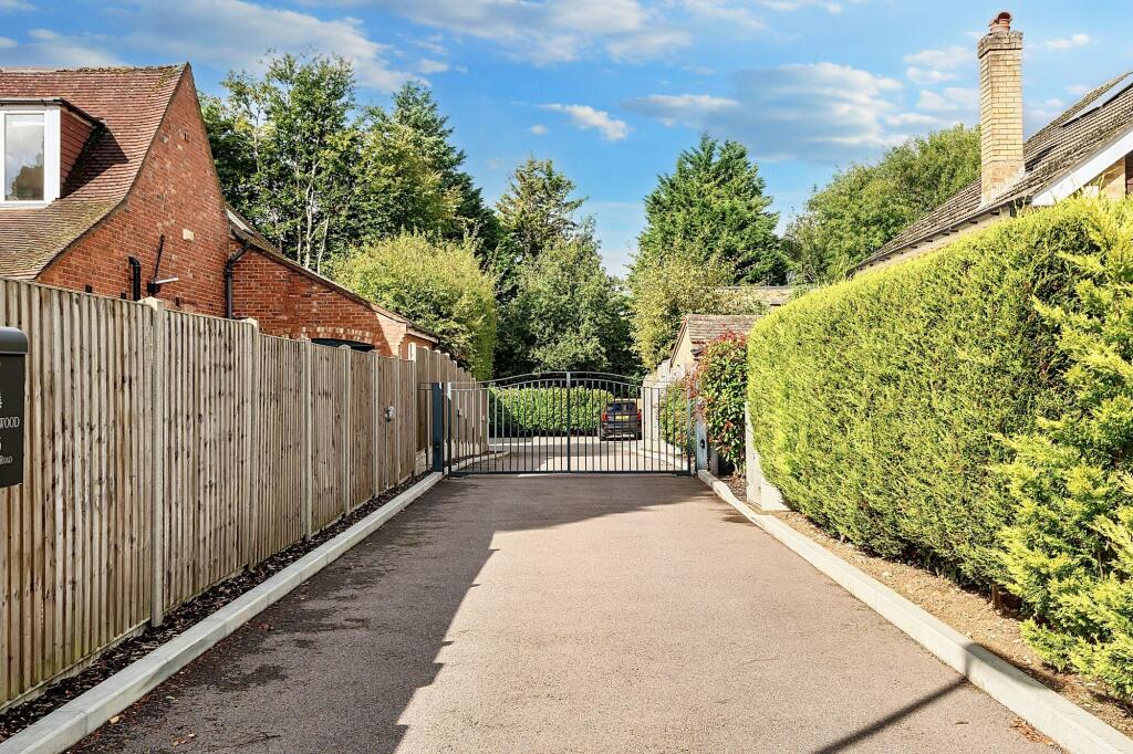 Additional image 25 of Marks Road, Warlingham, CR6