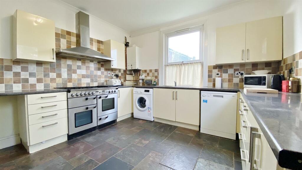 Additional image 3 of Frinton Road, Kirby Cross