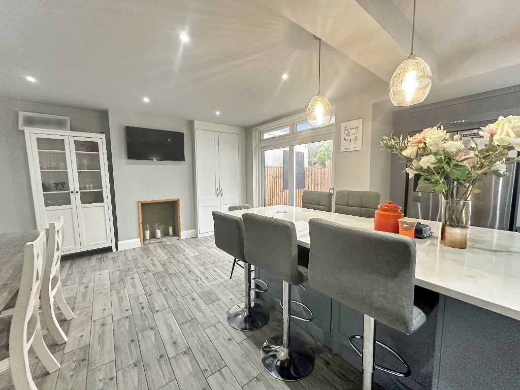 Additional image 2 of Farm Fields, Sanderstead, CR2 0HQ