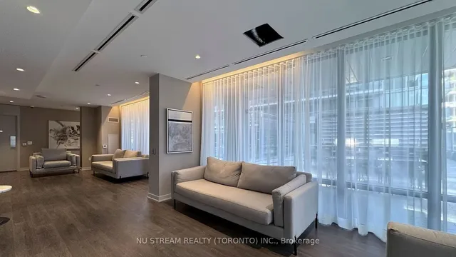 Additional image 29 of 195 Redpath Ave Unit PH06