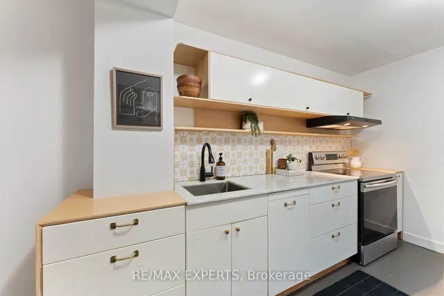 Additional image 12 of 433 Melita Cres