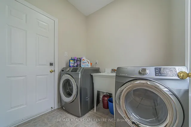 Additional image 14 of 92 Oaklea Blvd