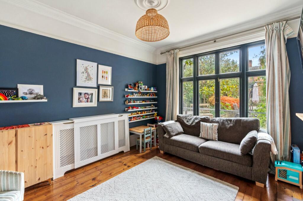 Additional image 17 of Wellesley Road, Lexden, Essex, CO3