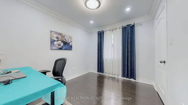 Additional image 13 of 53 Lampman Dr