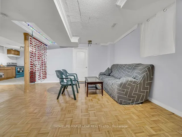 Additional image 27 of 129 Cadillac Cres