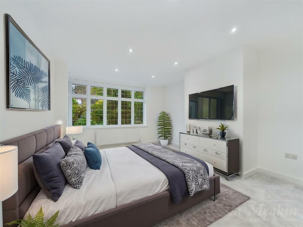 Additional image 5 of Crest Road, South Croydon