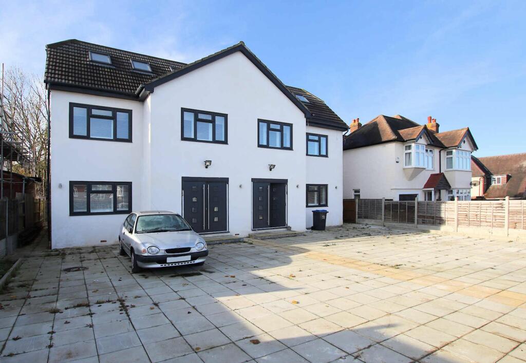 Additional image 8 of The Glade, Shirley