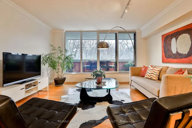 Additional image 3 of 360 Bloor St Unit 110