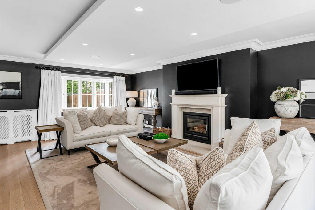 Additional image 66 of Longaford Way, Hutton Mount, Brentwood, CM13 2LT