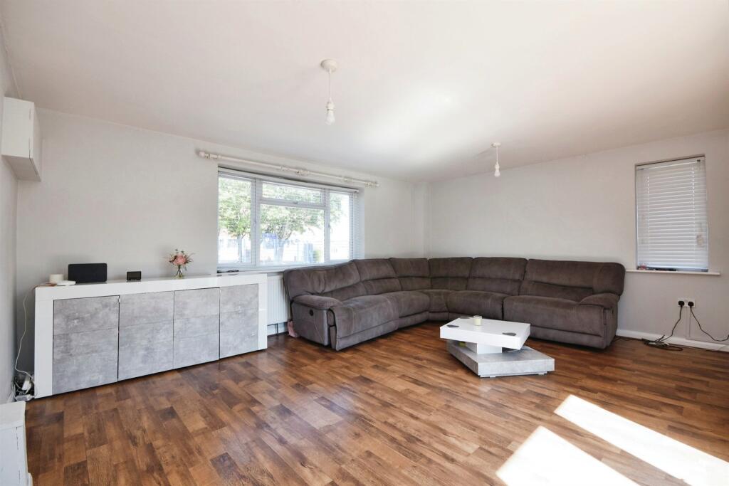 Additional image 13 of Honeywood Avenue, Coggeshall, COLCHESTER