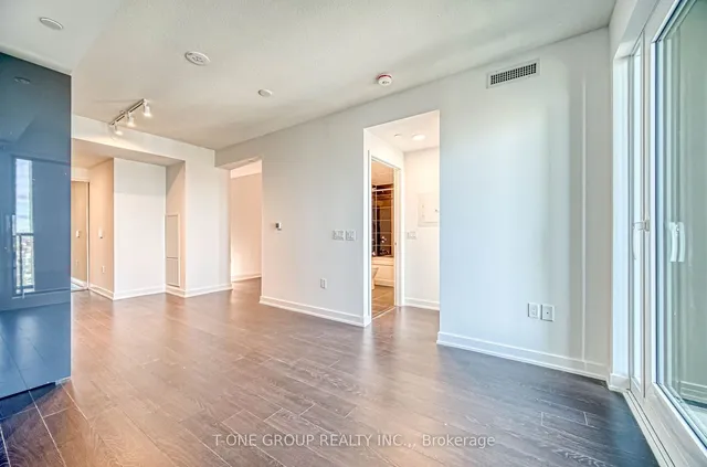 Additional image 20 of 238 Simcoe St