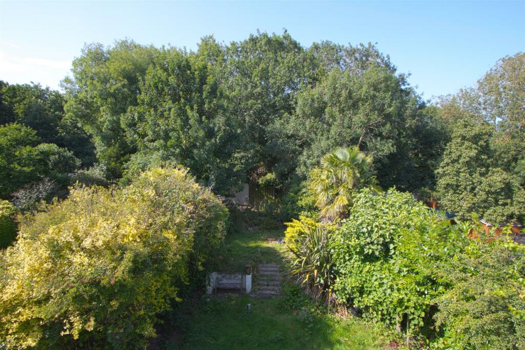 Additional image 17 of Crown Road, Billericay