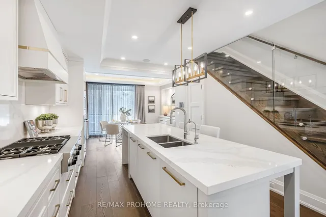 Additional image 8 of 3060 Bayview Ave