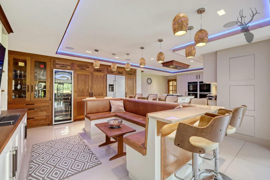 Additional image 19 of Lower Bury Lane, Epping