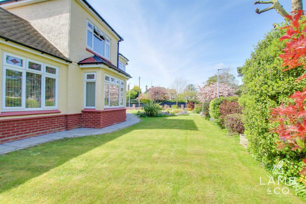 Additional image 28 of Albany Gardens West, Clacton-On-Sea