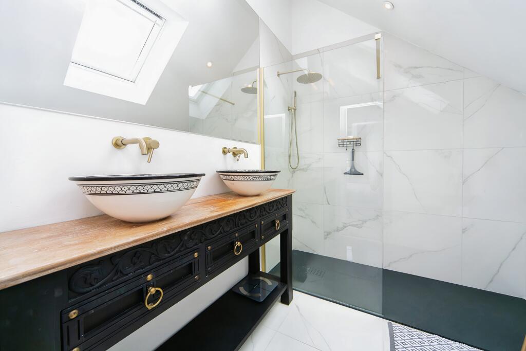 Additional image 17 of Chester Road, Ellesmere Port, CH66