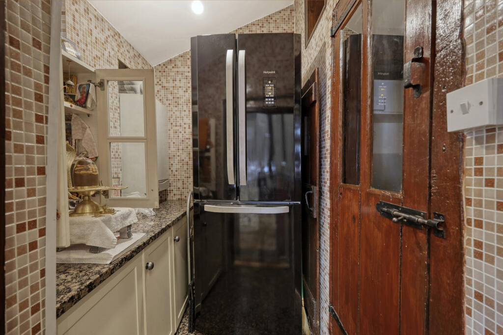 Additional image 18 of High Street, Kelvedon, CO5