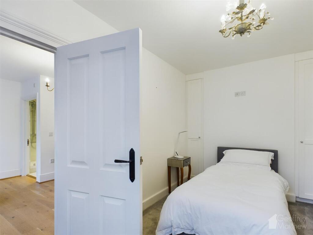 Additional image 7 of Mulberry Green, Harlow