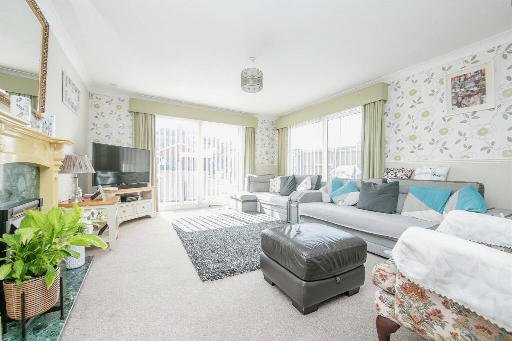 Additional image 3 of Colchester Road, Holland-On-Sea, Clacton-On-Sea