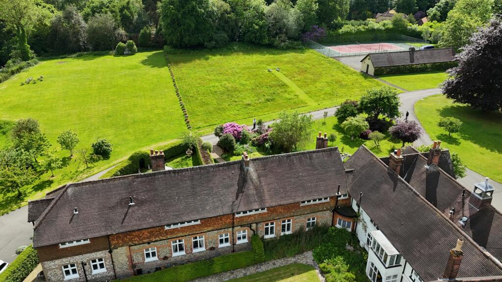 Additional image 8 of Hogscross Lane, Chipstead, CR5