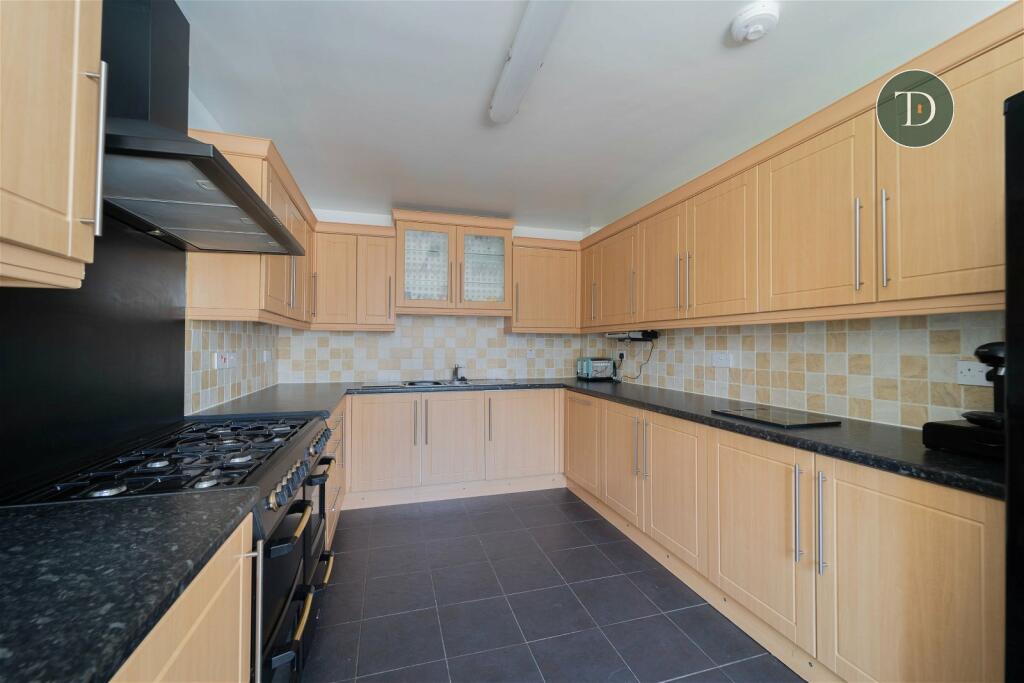Additional image 9 of Hooton Lodge, Hooton Road, Hooton, CH66
