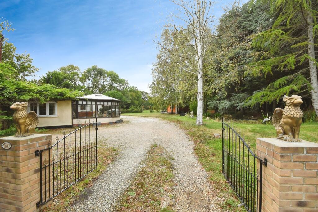 Additional image 17 of Hedingham Road, Gosfield, Halstead