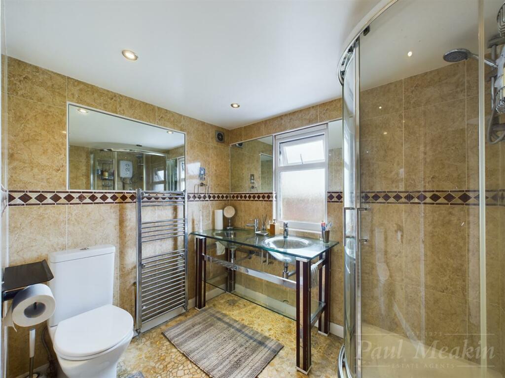 Additional image 19 of Queenhill Road, South Croydon