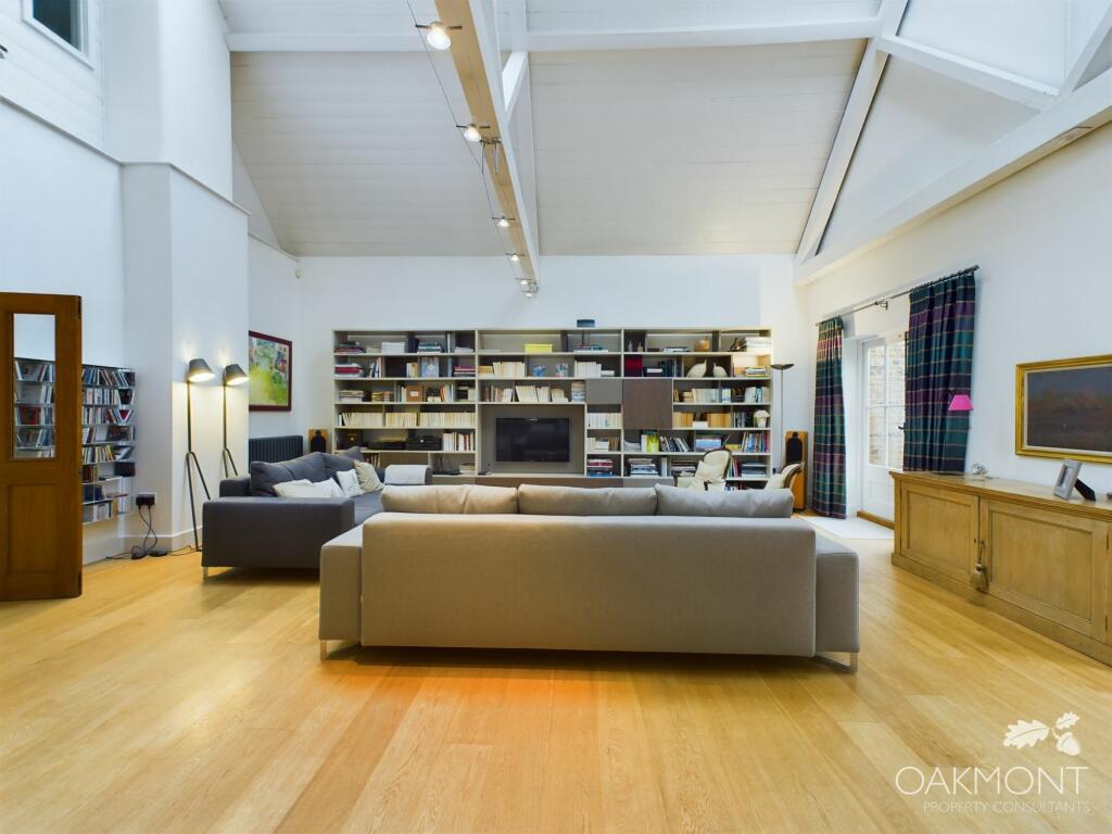 Additional image 4 of Flat , Myers Court, The Galleries, Warley, Brentwood