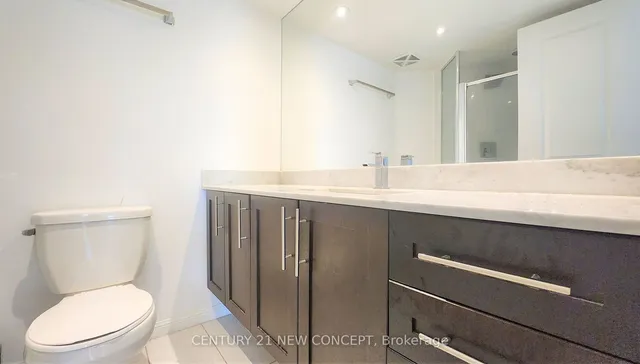 Additional image 9 of 65 East Liberty St Unit 1002