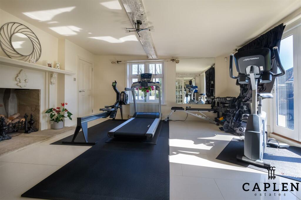 Additional image 11 of Fiddlers Hamlet