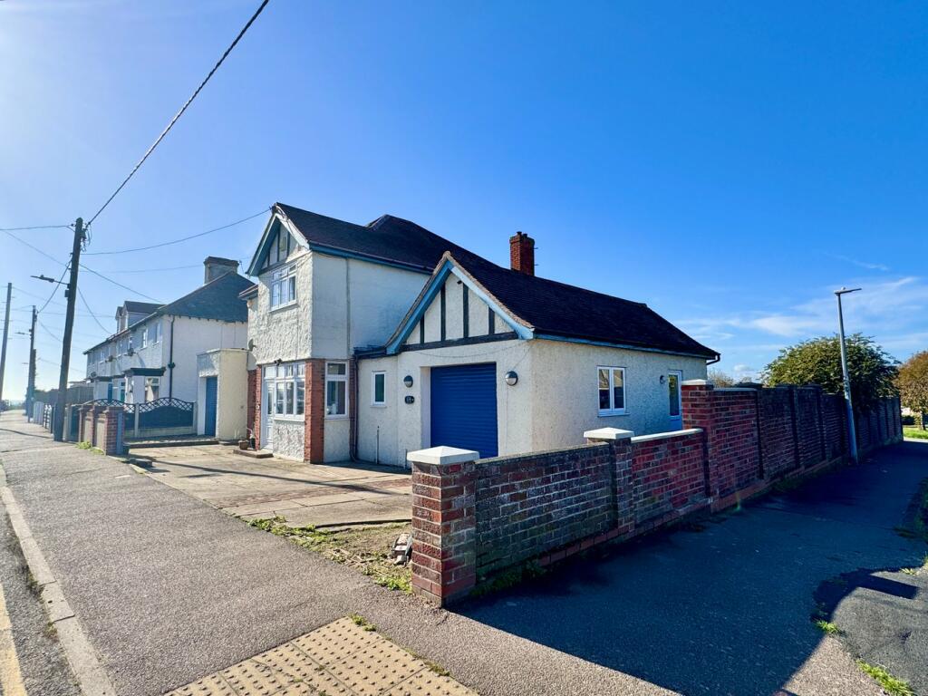 Additional image 40 of Woodberry Way, Walton on the Naze, CO14