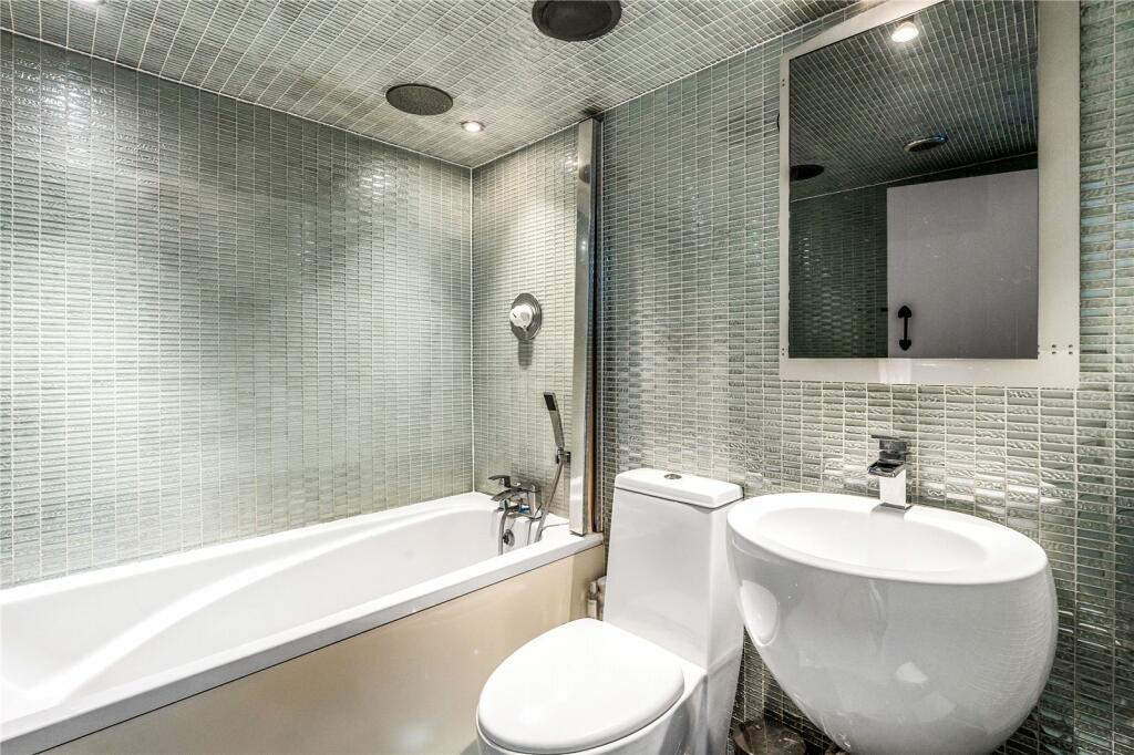 Additional image 11 of The Green, Woldingham, Surrey, CR3