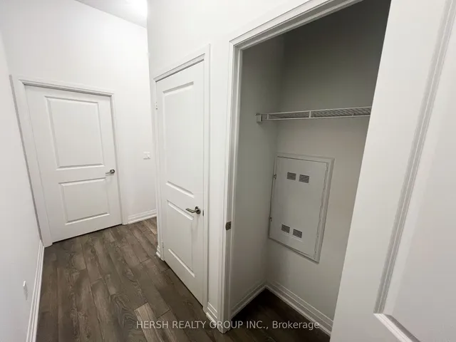 Additional image 3 of 10 Meadowglen Pl Unit 101