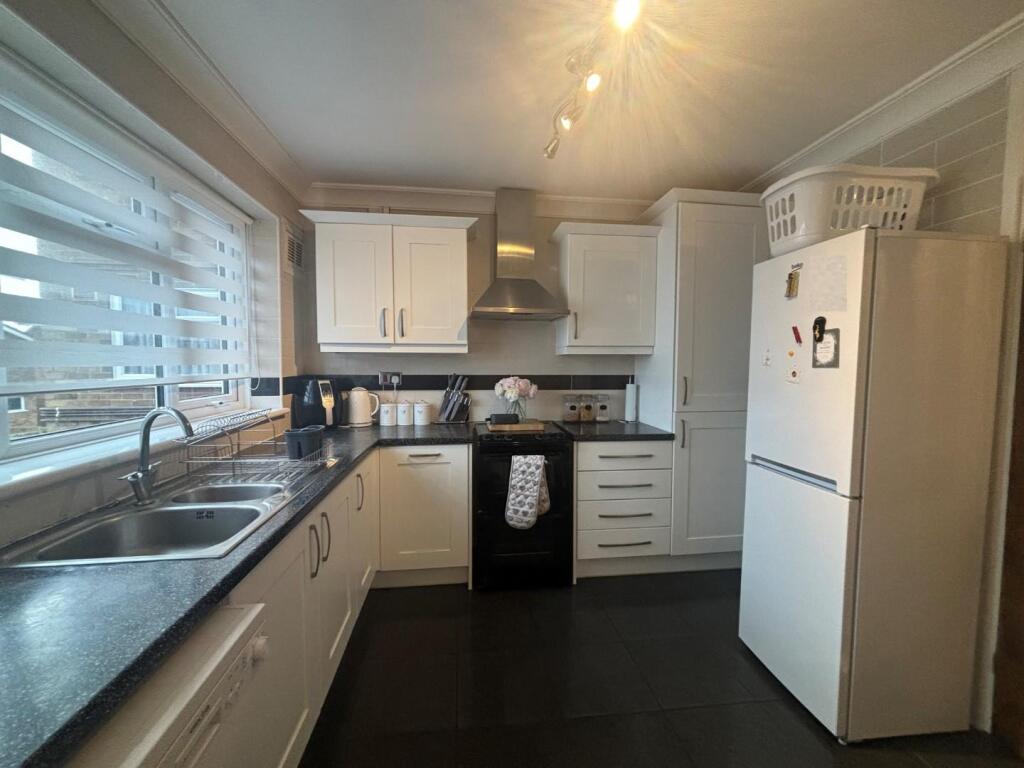 Additional image 2 of White Horse Avenue, Halstead