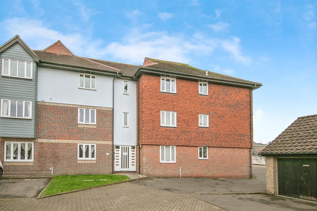 Additional image 8 of Nicholsons Grove, Colchester