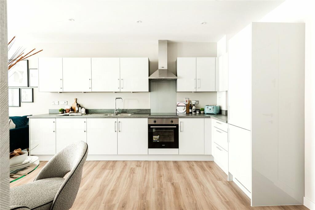 Additional image 5 of Crescent Gardens, 38 Cherry Orchard Road, Croydon, CR0