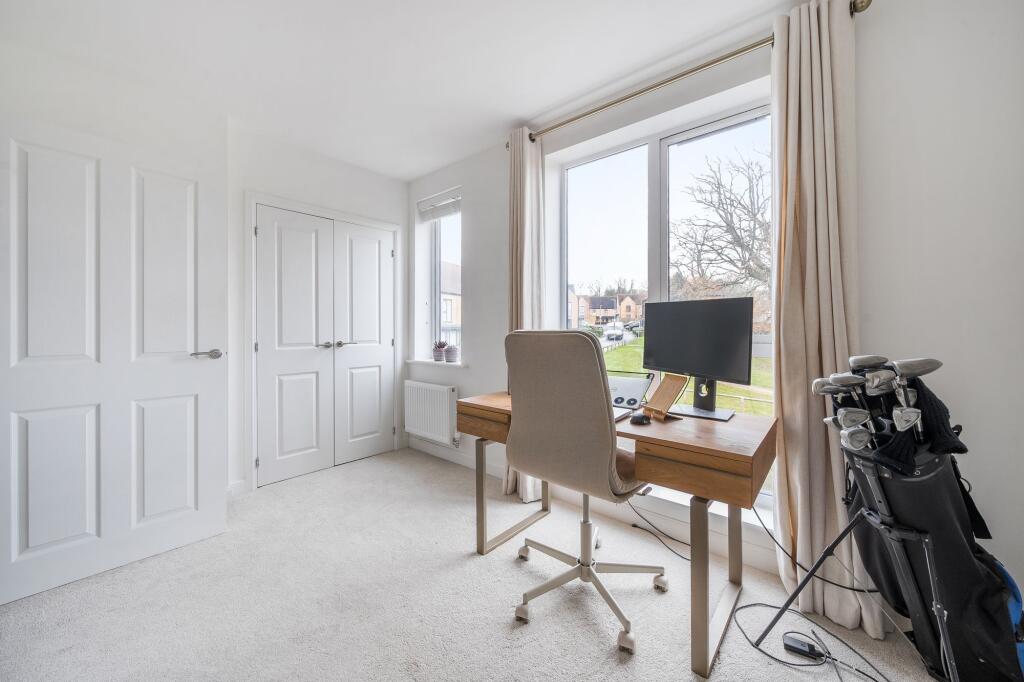 Additional image 13 of Van Brugh Avenue, Coulsdon, CR5