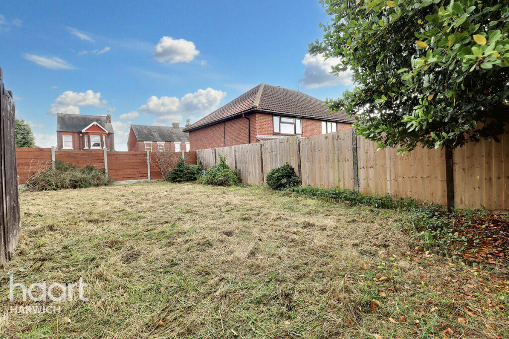 Additional image 31 of Beach Road, Harwich