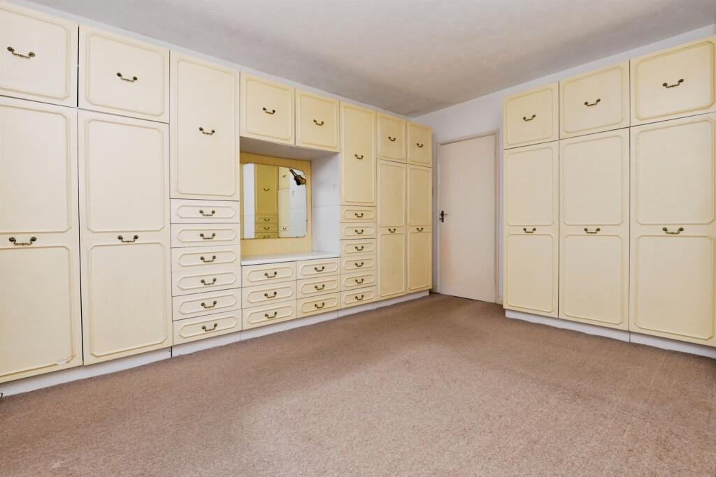 Additional image 9 of Bromfelde Road, Crays Hill, Billericay