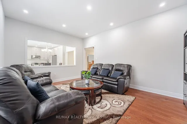 Additional image 13 of 4 Runnymede Cres