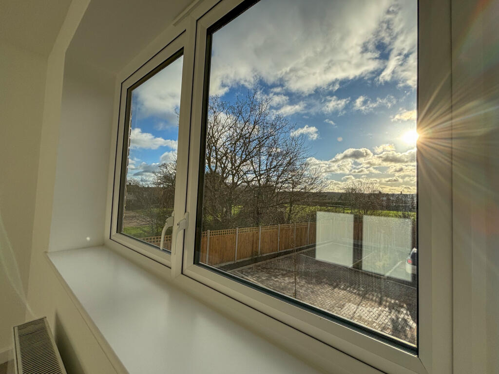 Additional image 16 of Oakview Walk, Harlow, Essex, CM18