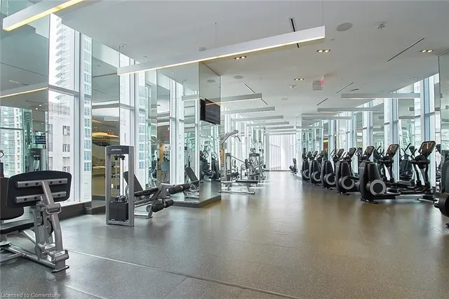 Additional image 38 of 10 York St Unit 2713