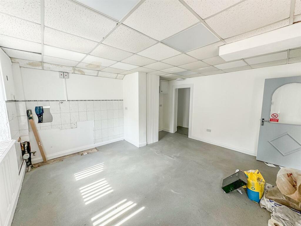 Additional image 4 of Unit 1, The Royal Arcade, Chester Road, Neston, Cheshire.