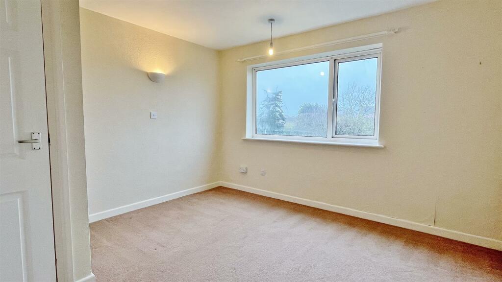 Additional image 10 of Walton Road, Walton-on-the-Naze