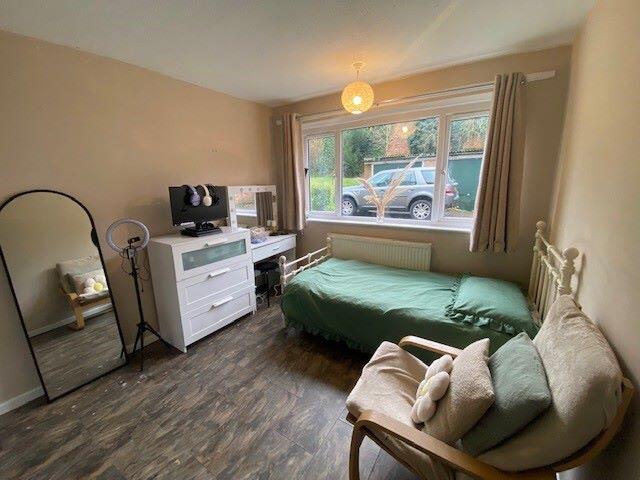 Additional image 5 of Flat 2 West Court, 140 Lexden Road, Colchester, Essex, CO3 4BN