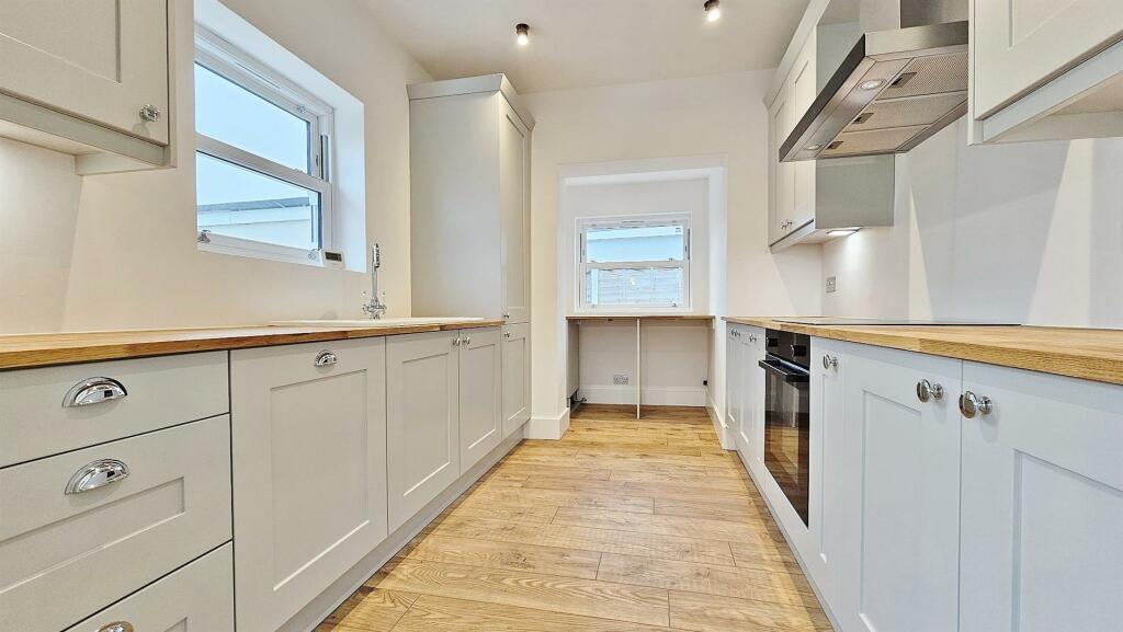 Additional image 7 of Beatrice Road, Walton-on -the-Naze